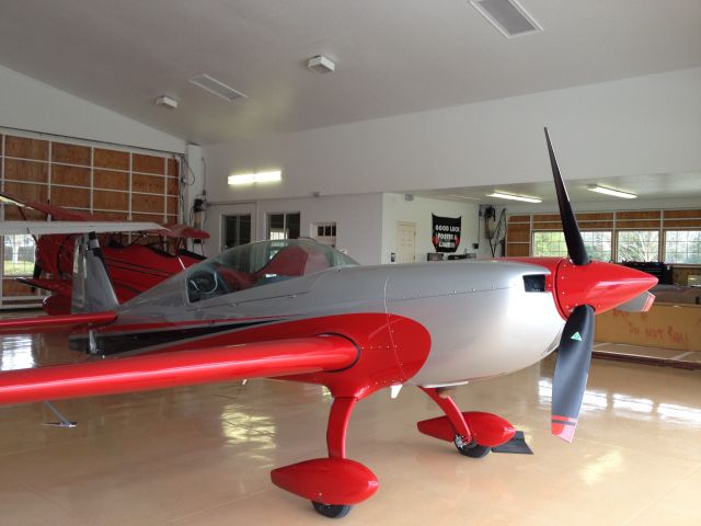 Piper Cherokee (N330FB) - Sittin' pretty in the hangar at Leeward