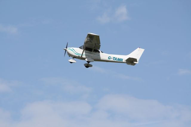 Cessna Skyhawk (G-TAMR)