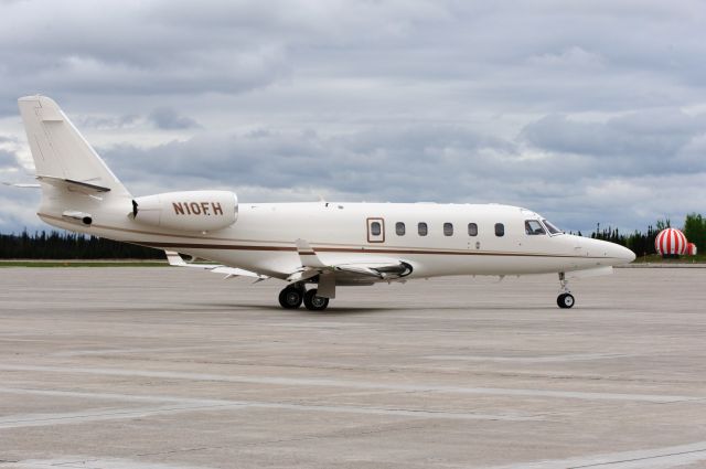 IAI Gulfstream G100 (N10FH)