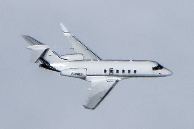 — — - Image taken at 41,000 ft - this Challenger was at 39,000 ft just 2000ft below us mid Atlantic flying west to east. Def Canadian reg - you decide the rest of the reg!