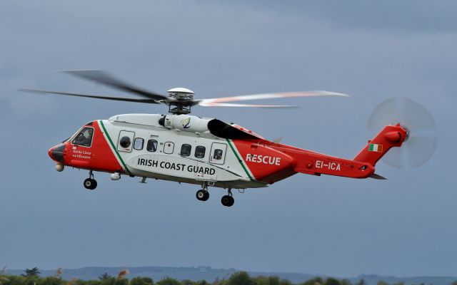 Sikorsky Helibus (EI-ICA) - s-92 ei-ica at shannon 28/4/15.