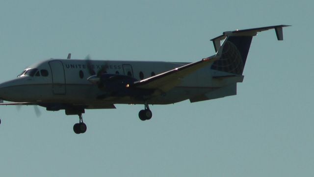 Beechcraft 1900 (N81546)
