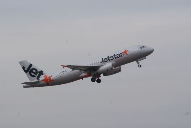 Airbus A320 (JA05JJ)