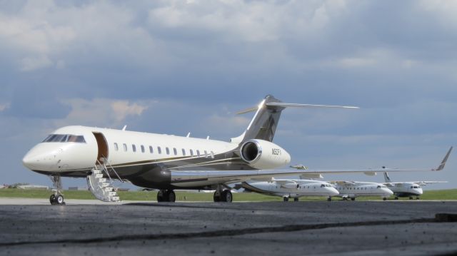 Bombardier Global Express (LXJ90)