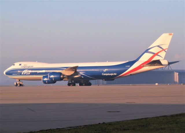 BOEING 747-8 (G-CLAB)