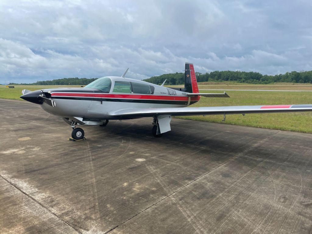 Mooney M-20 Turbo (N231ER)