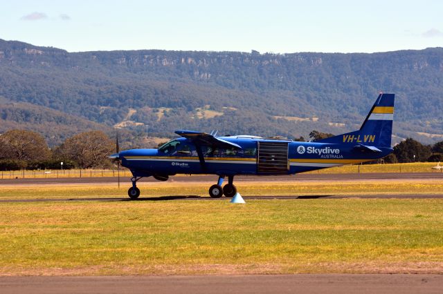 Cessna Caravan (VH-LVN) - Up with another load of skydivers