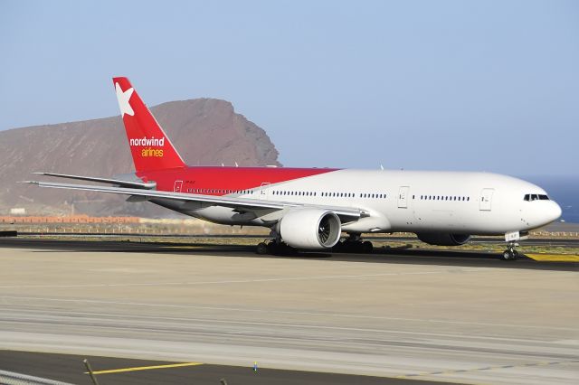 Boeing 777-200 (VP-BJF)