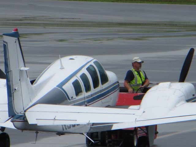 Beechcraft Baron (58) (N3037W)