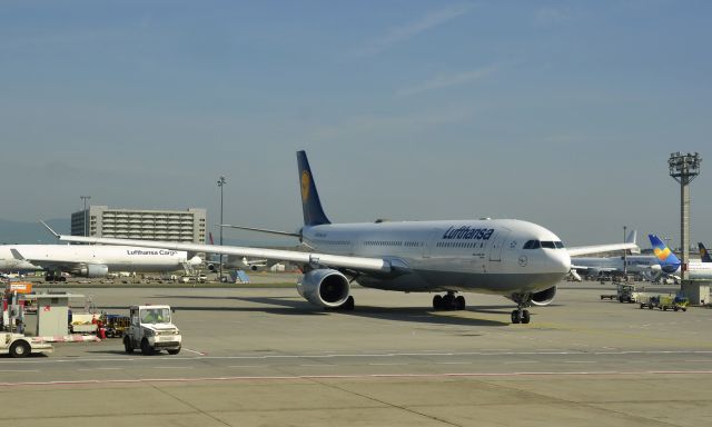 Airbus A330-300 (D-AIKC) - Lufthansa Airbus A330-343 D-AIKC Hamm in Frankfurt 