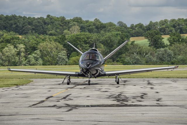 Cirrus Vision SF50 (N575SM)