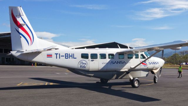 Cessna Caravan (TI-BHL)