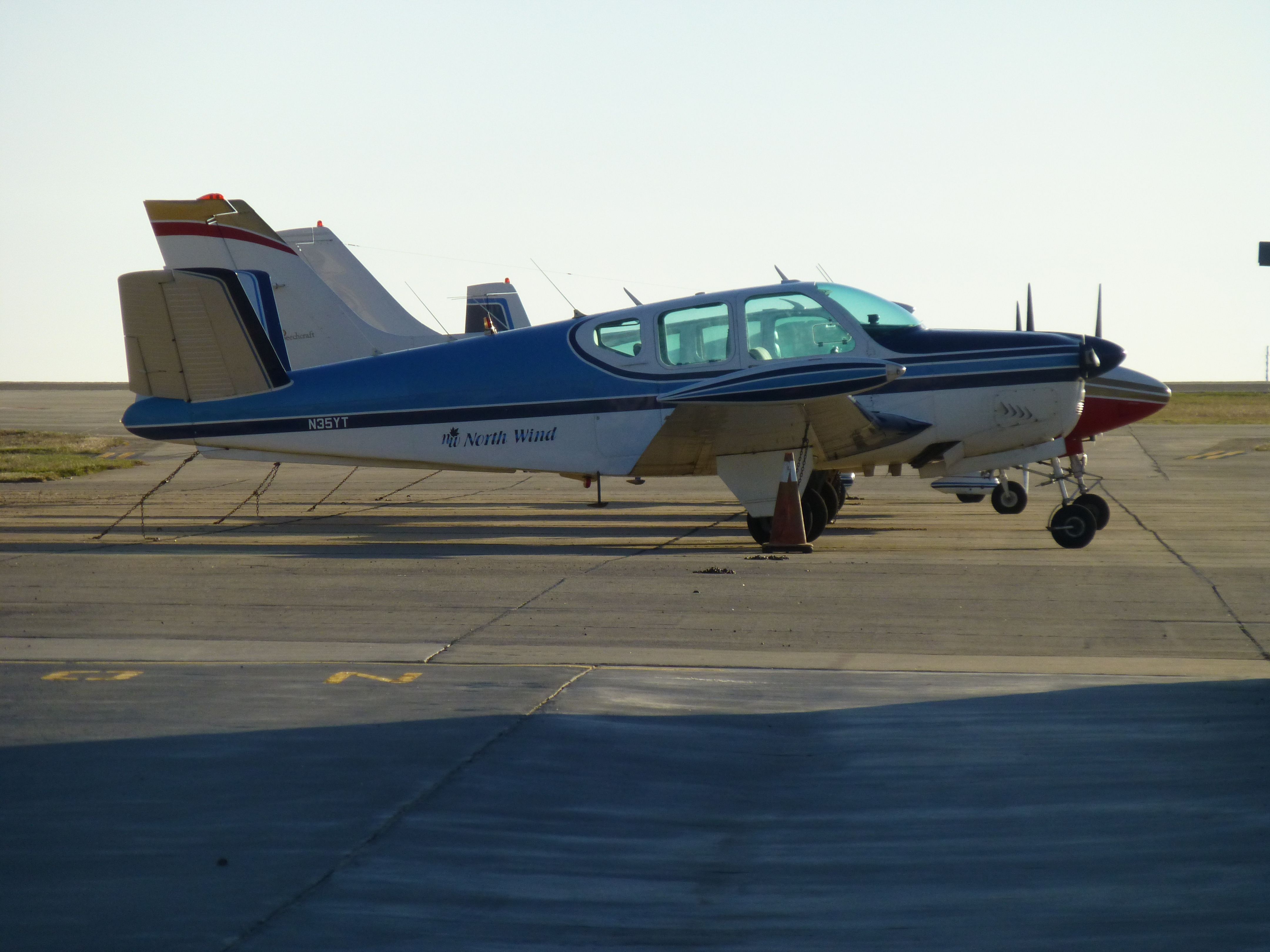 Beechcraft 35 Bonanza (N35YT)