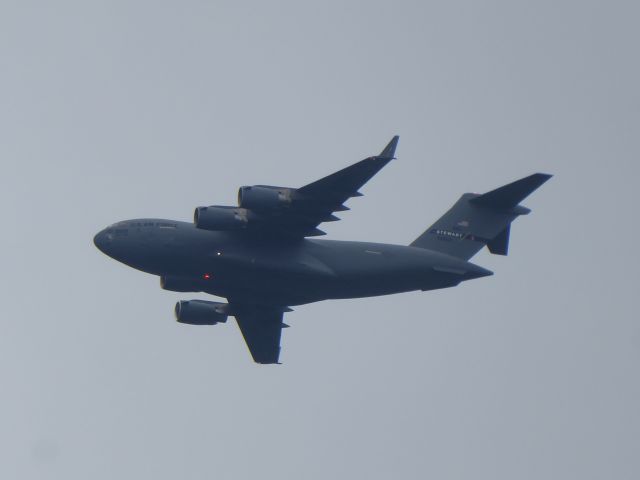 Boeing Globemaster III (96-0005) - 96-0005 USAF Boeing C-17A Globemaster III crossing over Gerolstein in a takeoff kind from east to west, maybe coming from Spangdahlem Air Base. Seen in the forenoon of 09.05.2020.