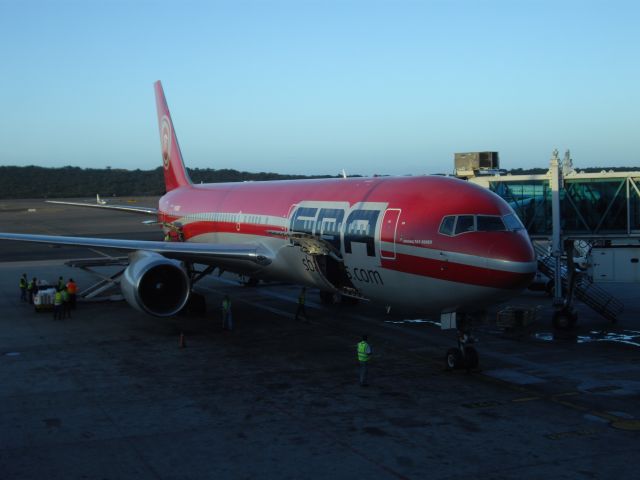 BOEING 767-300 (YV-528T)