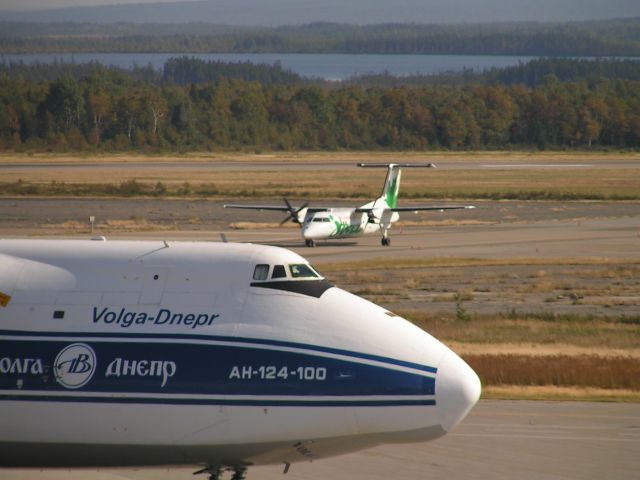 de Havilland Dash 8-100 (C-FABW)