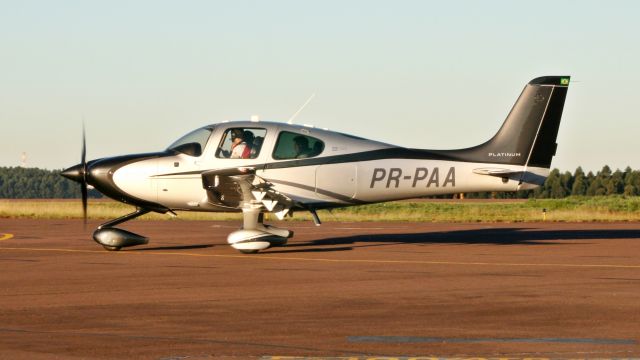 Cirrus SR-22 (PR-PAA)