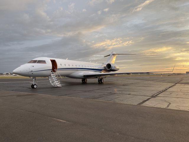 Bombardier Global Express (N900SW)