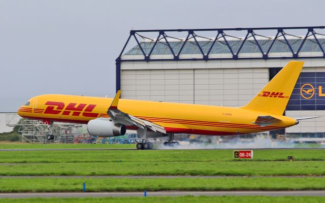 Boeing 757-200 (G-DHKB) - dhl b757-256(pcf) g-dhkb training at shannon 4/8/16.