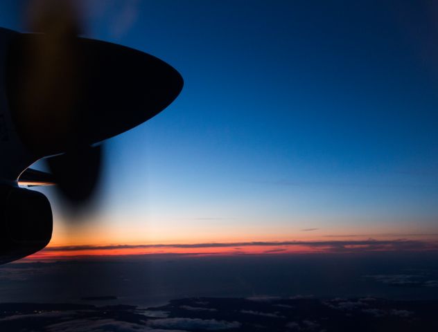 de Havilland Dash 8-300 (ZK-NEQ) - Wellington to Gisborne - Dash 8 300