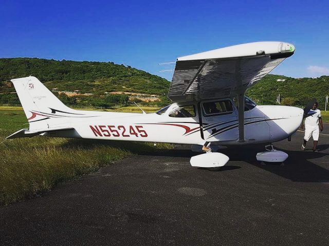 Cessna Skyhawk (N55245)