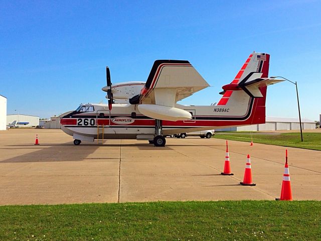 Canadair CL-415 SuperScooper (N389AC)