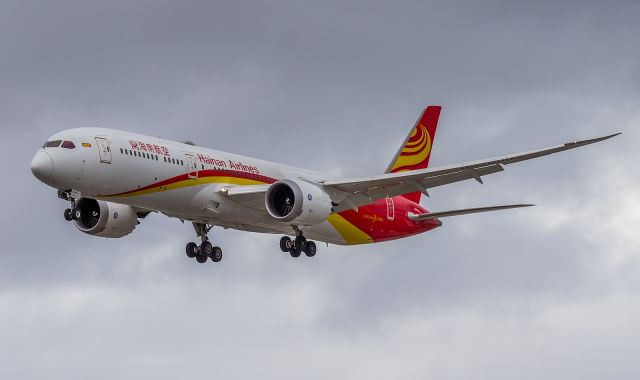 Boeing 787-9 Dreamliner (B-7880) - Arriving from Beijing as CHH7975, short finals for runway 23