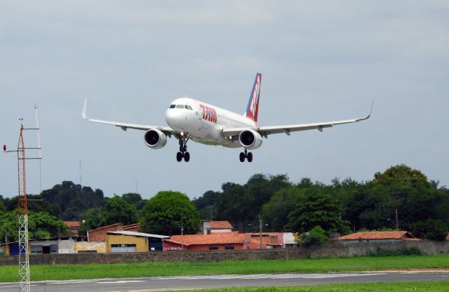 Airbus A320 (PR-MYZ)