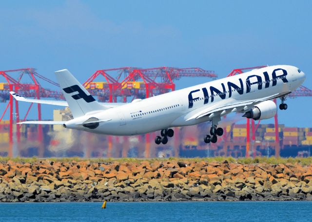 Airbus A330-300 (OH-LTR)