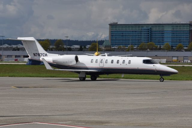 Learjet 45 (N787CH)