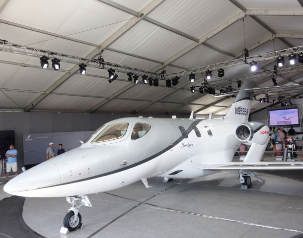 Honda HondaJet (N959EN) - Wittman Rgnl Airport (Oshkosh, WI) - 2015