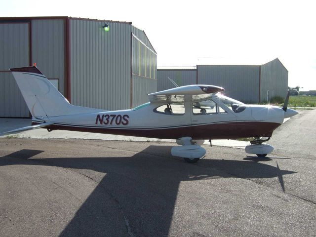 Cessna Cardinal (N370S)