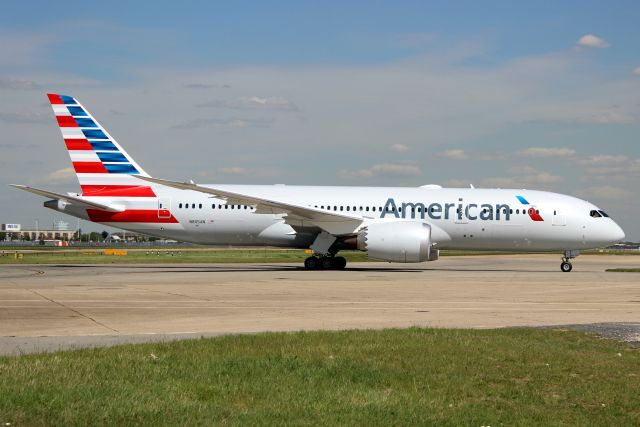 Boeing 787-8 (N805AN) - Taxiing to Stand 591 on 13-May-15 operating proving flight AA9787 from KDFW on its first visit to EGLL.