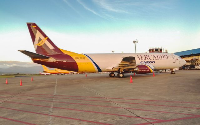 BOEING 737-400 (HK-5357)