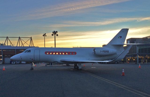 Dassault Falcon 2000 (I-PBRB) - I love Italian Falcons !