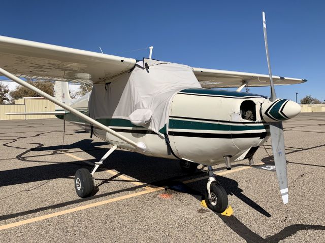 Cessna Skyhawk (N5790A) - Nice 1956 C172, also peep the interesting spinner. 