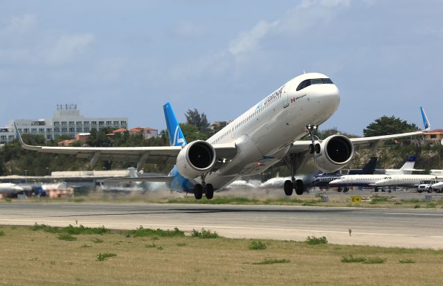 Airbus A321 (C-GOKH)