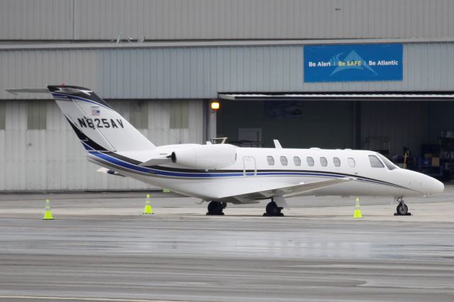 Cessna Citation CJ3 (N825AV)