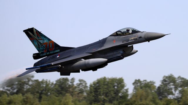 Lockheed F-16 Fighting Falcon (J197) - RIAT 22