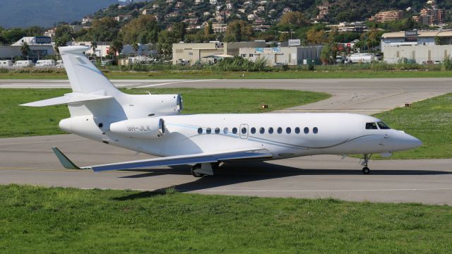Dassault Falcon 7X (9H-JLK)