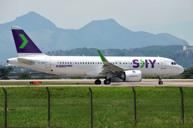 Airbus A320 (CC-DBE)