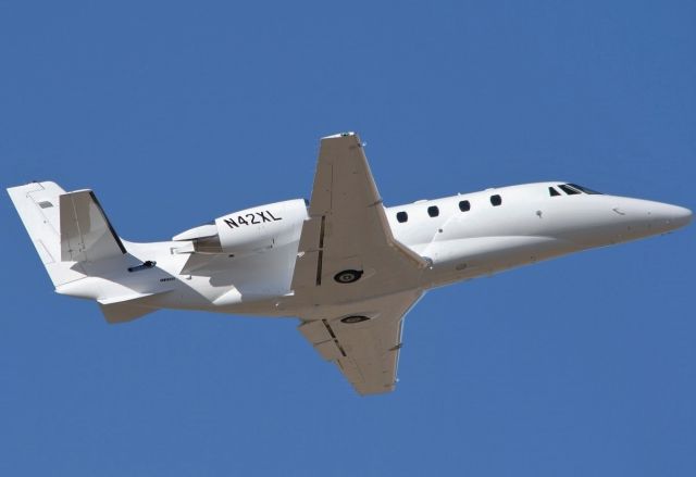 Cessna Citation V (N42XL) - Departing for Boston-Logan International.