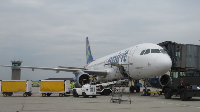 Airbus A320 (N611NK)