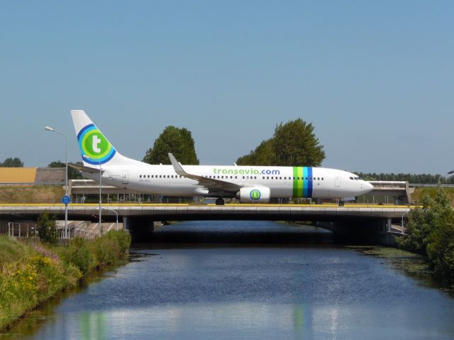 Boeing 737-800 (PH-HSJ)