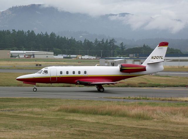 IAI Gulfstream G100 (N20YL)