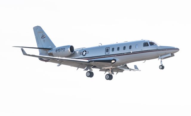 94-1570 — - SCORE01 arrival into KCAE br /USN Gulfstream C38A