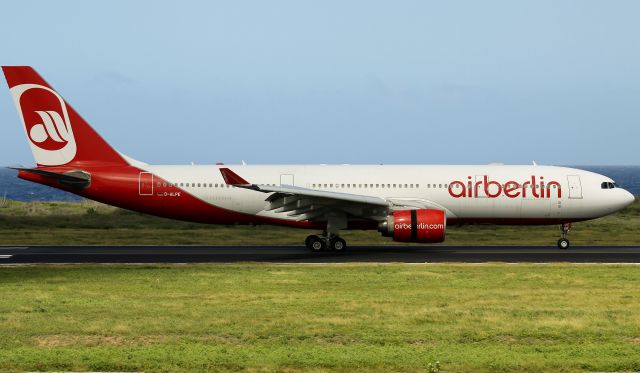 Airbus A330-300 (D-ALPE)