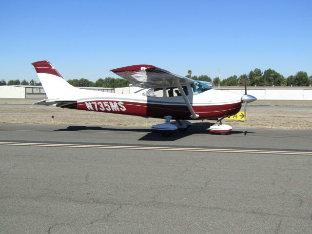 Cessna Skylane (N735MS) - Taxiing to RWY 24