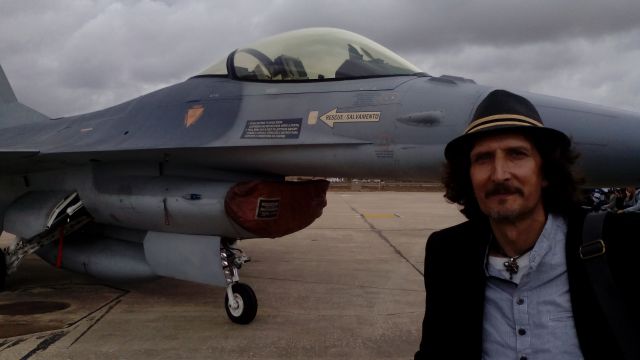 Lockheed F-16 Fighting Falcon — - Base Aérea de Torrejón