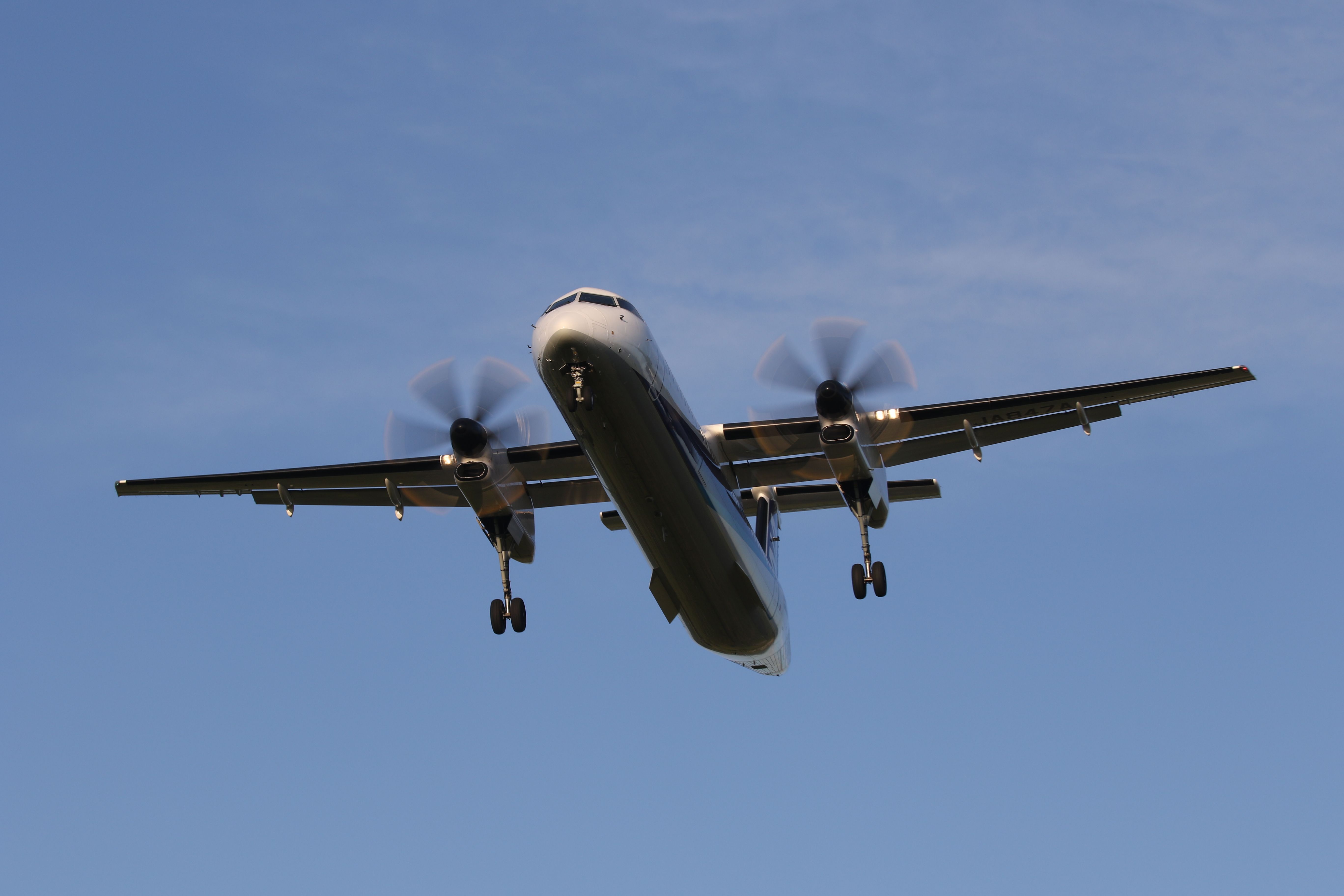 de Havilland Dash 8-400 (JA847A) - July 01, 2024:CTS-HKD.